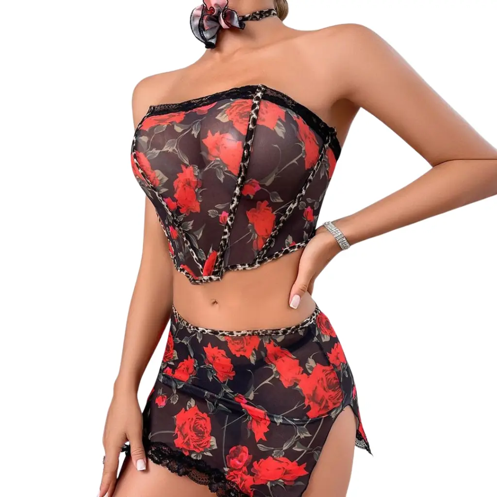 lessecretsdelea_beatriz_ensemble_florale_sexy_4.webp